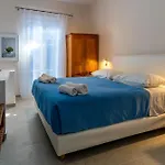 Manto Hotel 2*