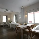 ホテル マント 2*