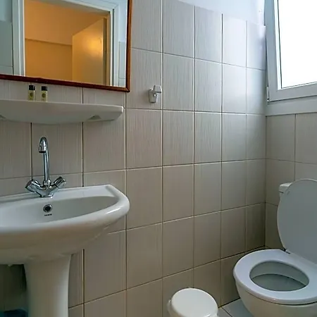 Hotel Manto 2*