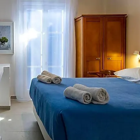 Manto 2* Mykonos Town
